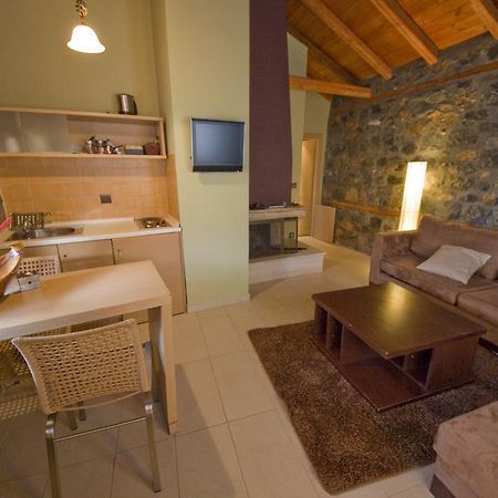 Onar Guesthouse Agios Athanasios  Exterior foto