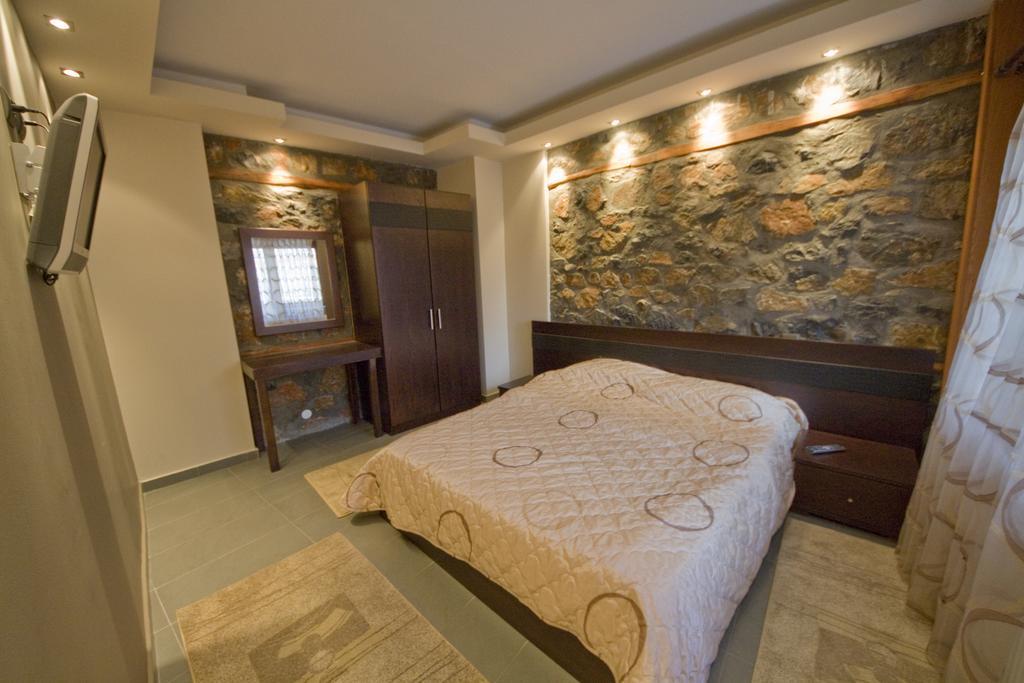 Onar Guesthouse Agios Athanasios  Exterior foto