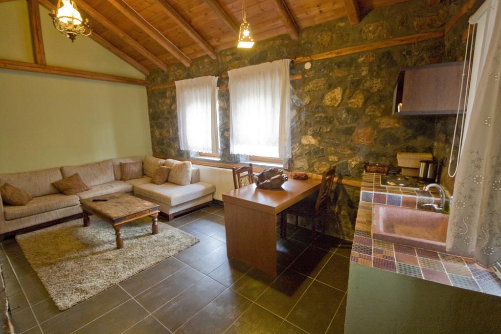 Onar Guesthouse Agios Athanasios  Exterior foto